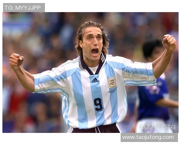 全球足球百大球星前十名揭晓 谁将成为历史最佳球员的王者