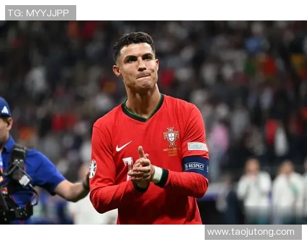 历史足球球星身价排行榜揭秘 谁是足坛最具商业价值的传奇人物